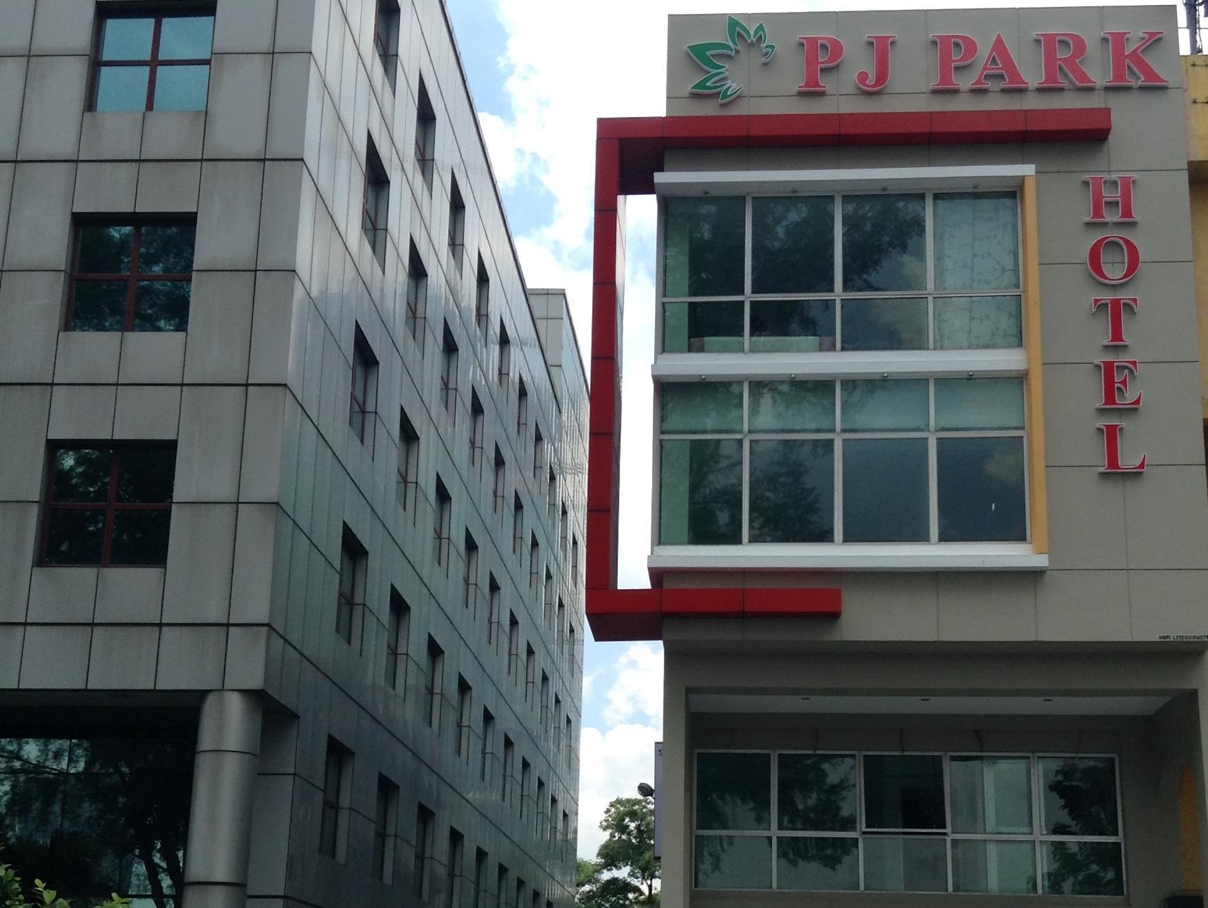 Pj Park Hotel @ Damansara Uptown Petaling Jaya Exterior foto